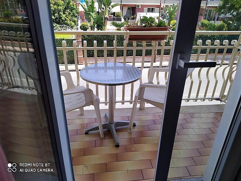 Hotel Eliseo Giardini-Naxos Kültér fotó