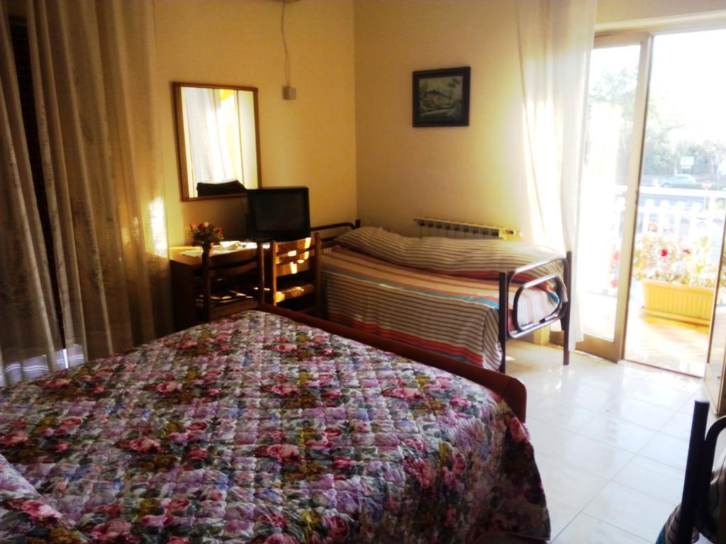 Hotel Eliseo Giardini-Naxos Kültér fotó