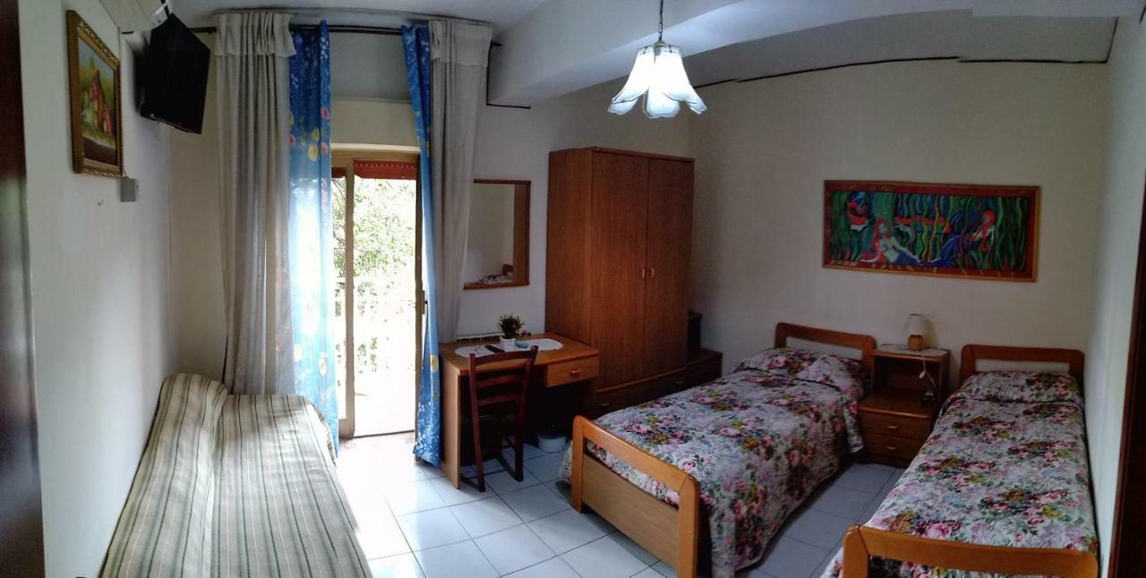 Hotel Eliseo Giardini-Naxos Kültér fotó
