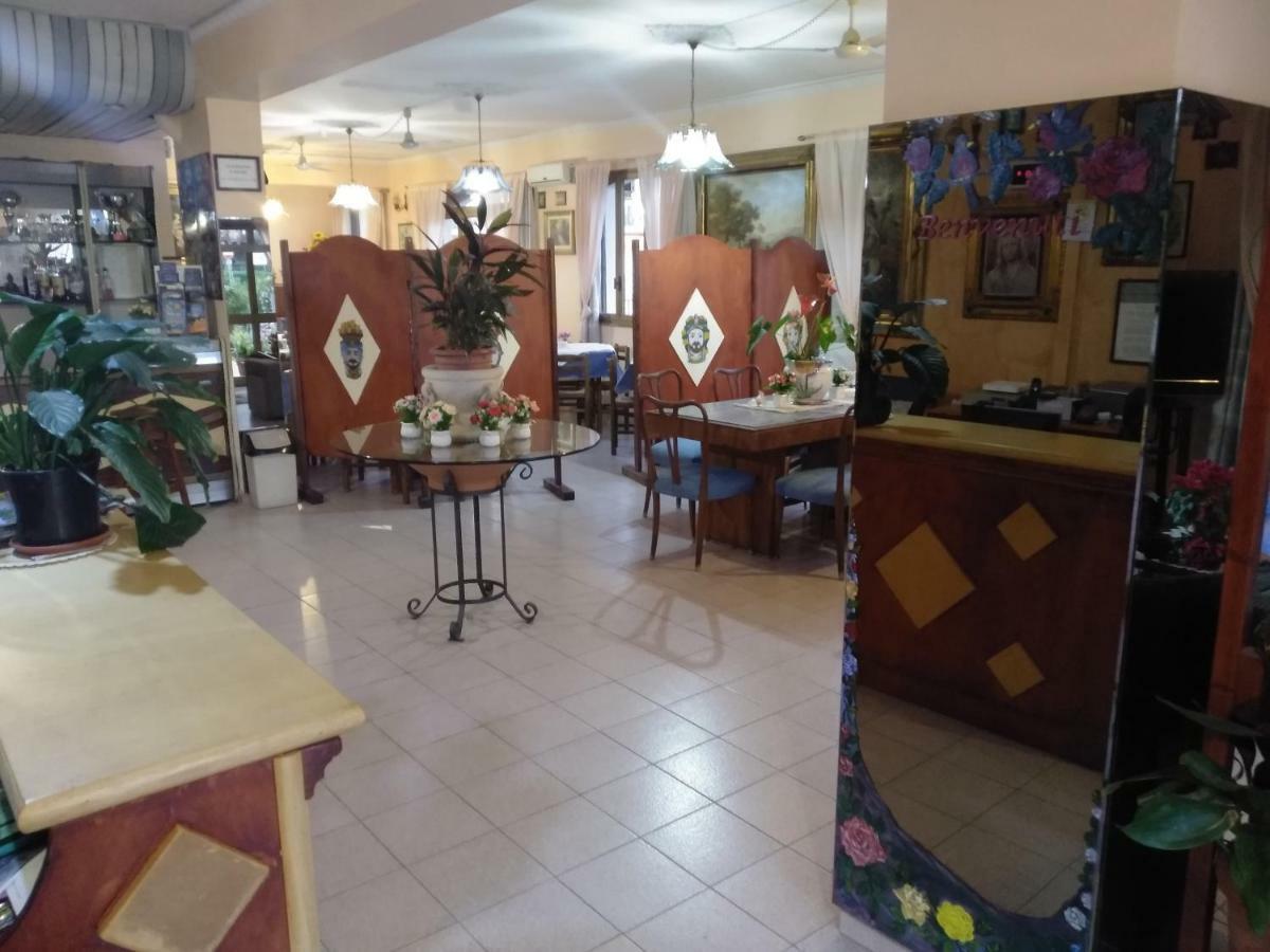 Hotel Eliseo Giardini-Naxos Kültér fotó