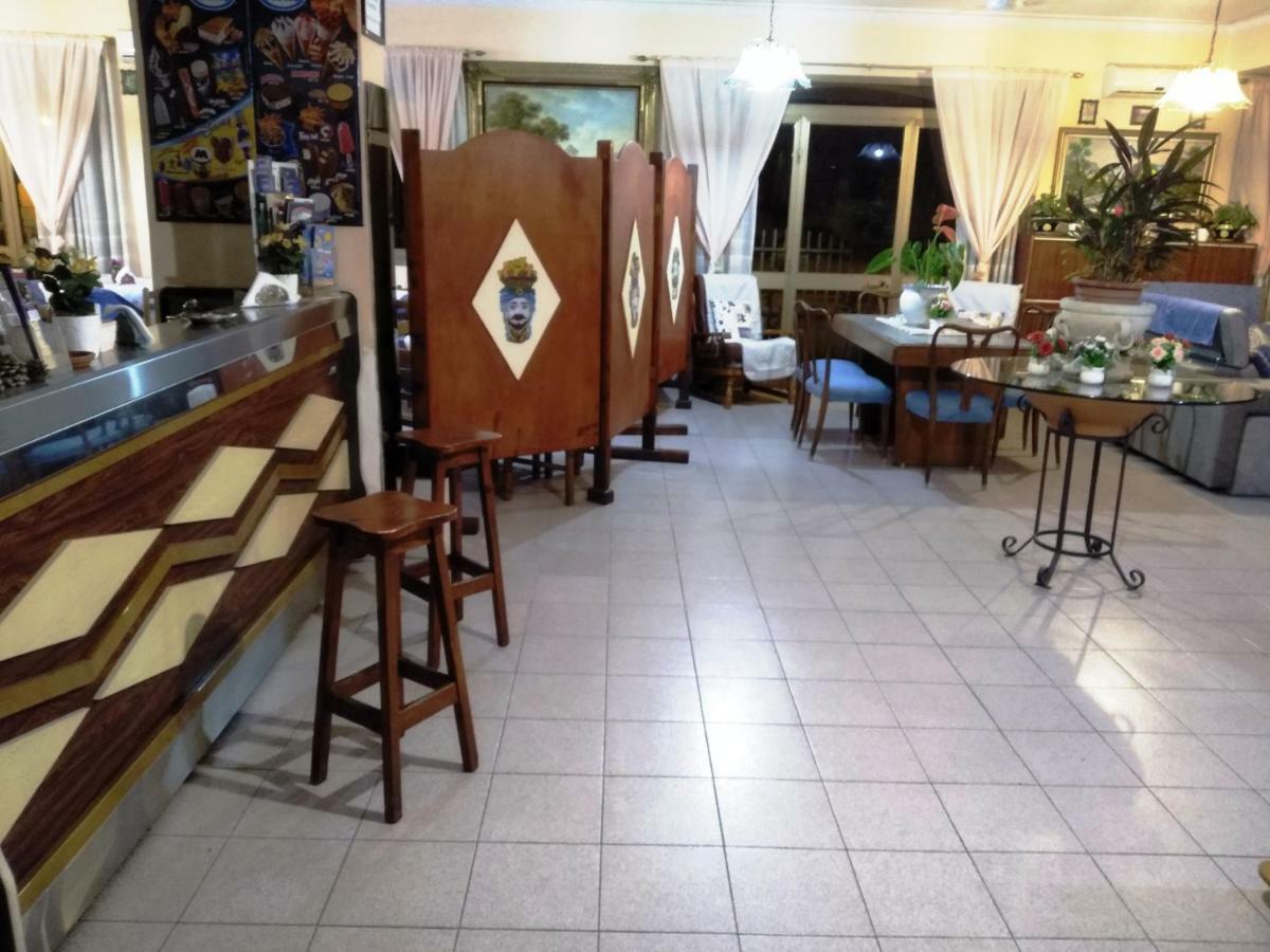 Hotel Eliseo Giardini-Naxos Kültér fotó