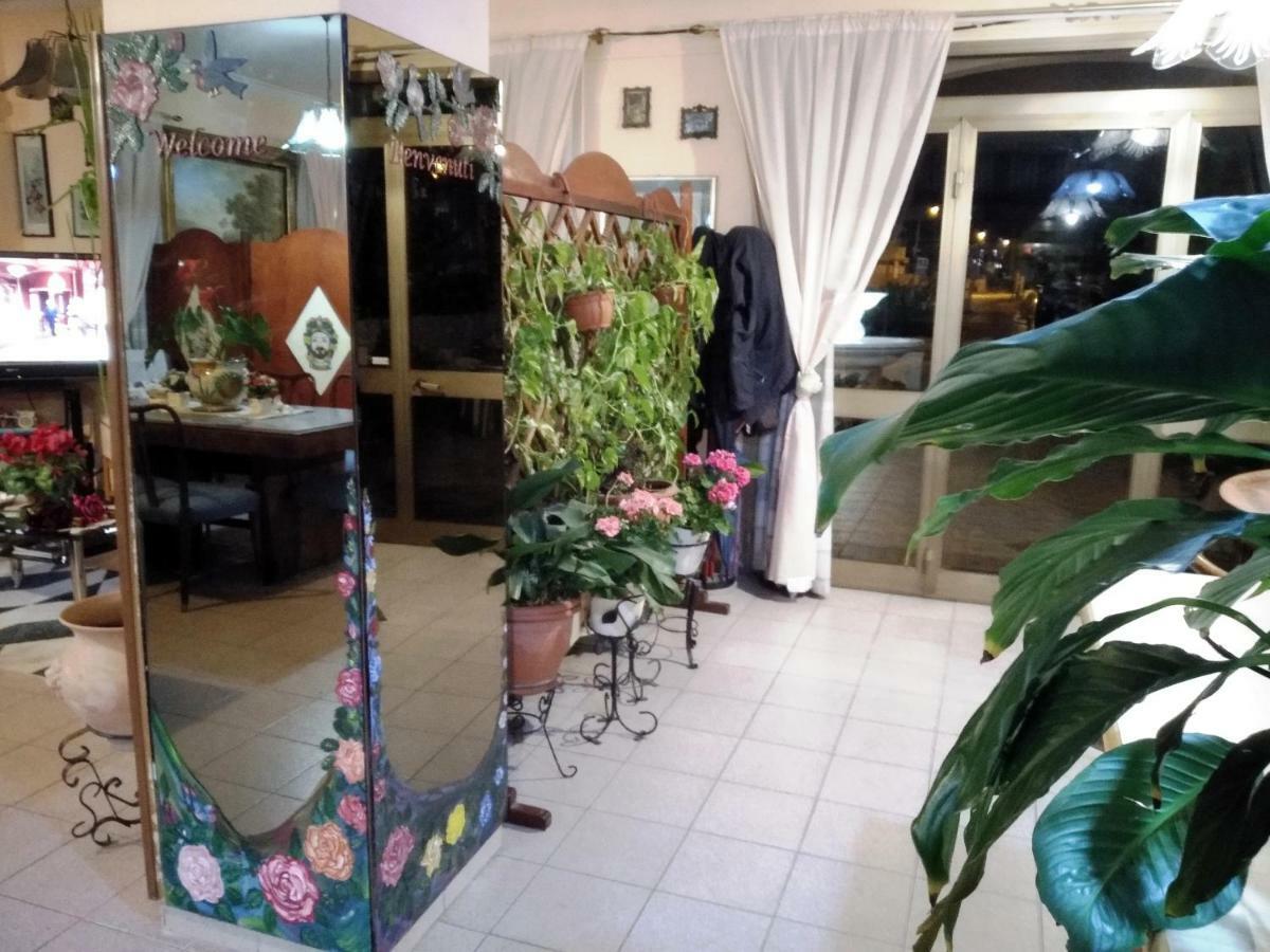 Hotel Eliseo Giardini-Naxos Kültér fotó