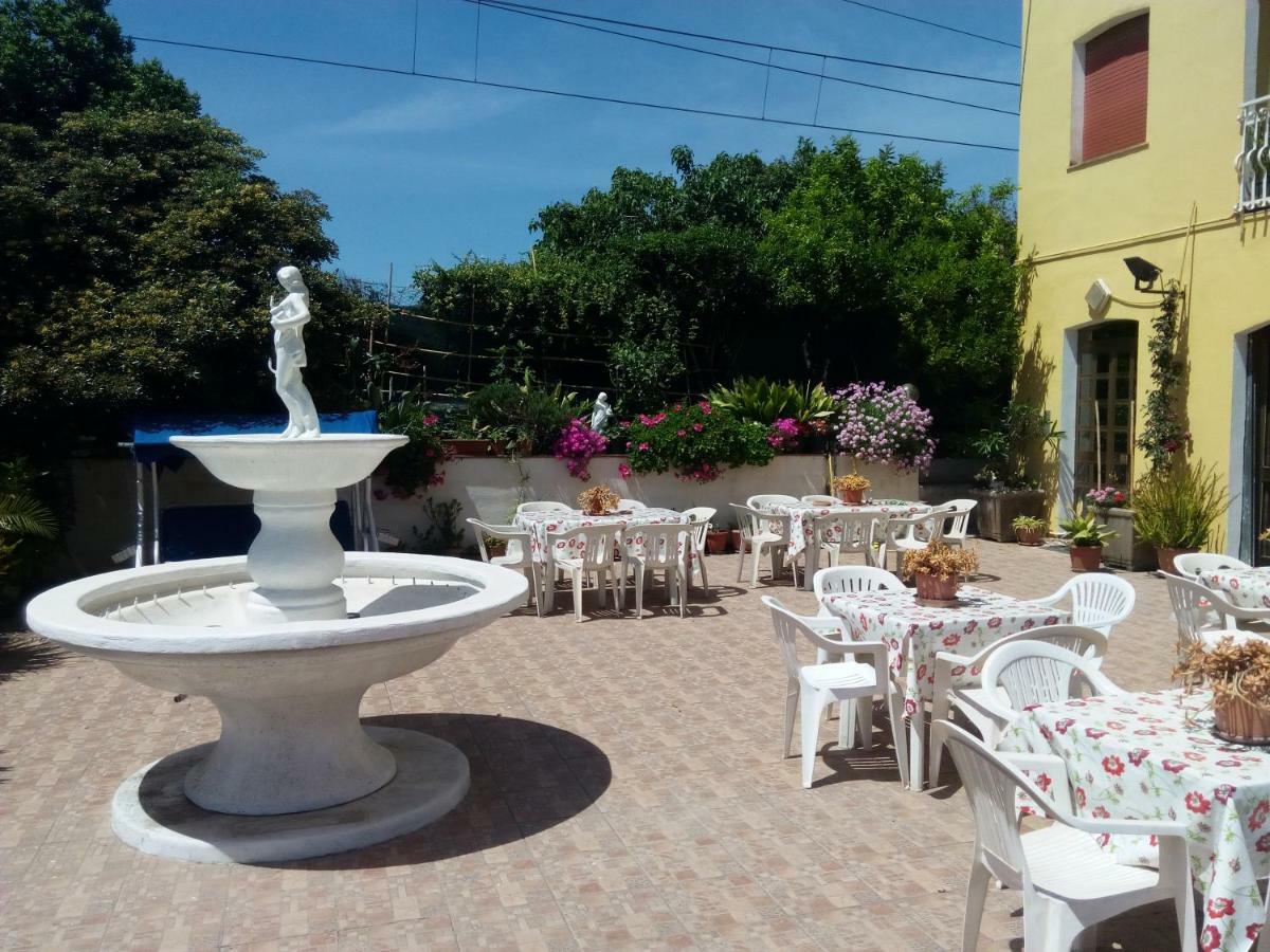 Hotel Eliseo Giardini-Naxos Kültér fotó